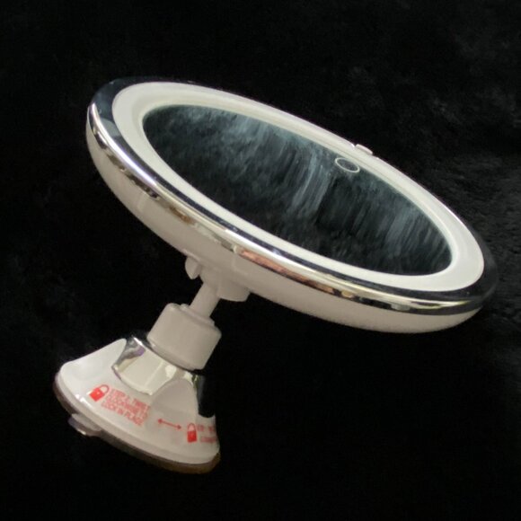 VENIGO 10x Make-Up Mirror with Touch Control Light, Suction Cup - Picture 3 of 6